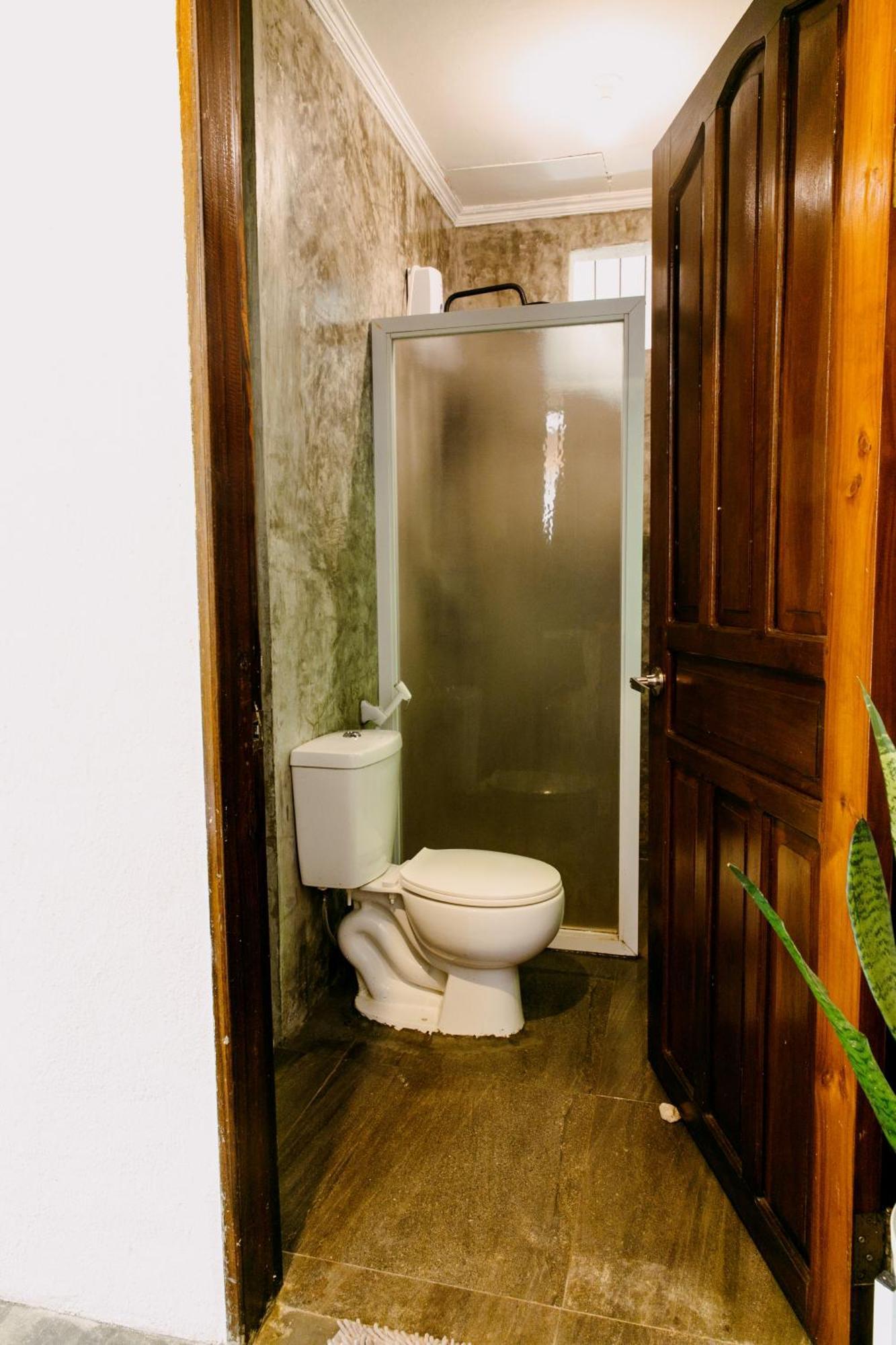 Ozen Freediving Hostel 卢纳将军城 外观 照片